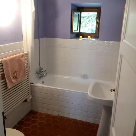 Vila Spacious In With Private Pool And Mountain View Barga